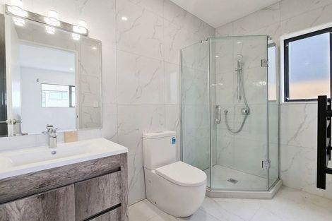 Photo of property in 28b Goodfellow Lane, Flat Bush, Auckland, 2019