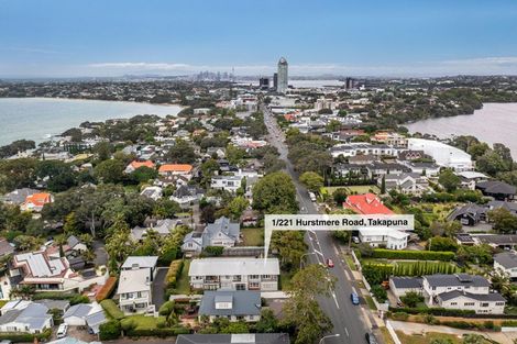 Photo of property in 1/221 Hurstmere Road, Takapuna, Auckland, 0622