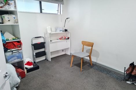 Photo of property in Atrium Towers, 9d/154 The Terrace, Wellington Central, Wellington, 6011