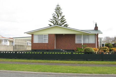 Photo of property in 50 Cutfield Street, Inglewood, 4330