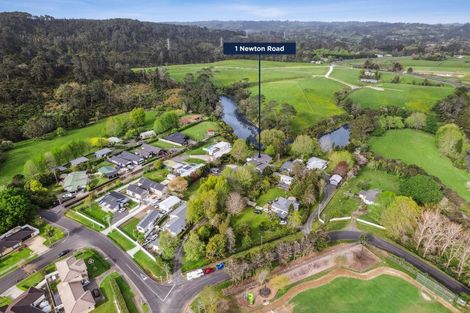 Photo of property in 1 Newton Road, Riverhead, 0820