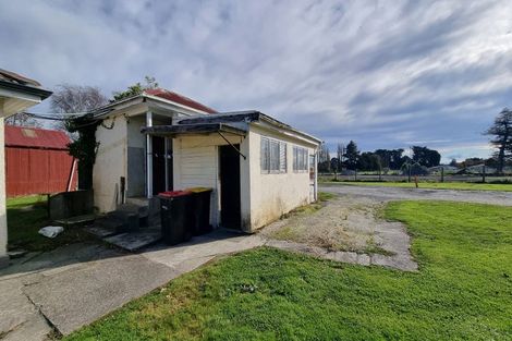 Photo of property in 26 Seaward Road, Edendale, 9825