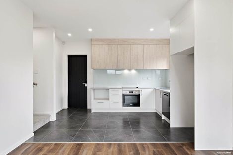 Photo of property in 13c Von Sturmer Street, Mangere East, Auckland, 2024