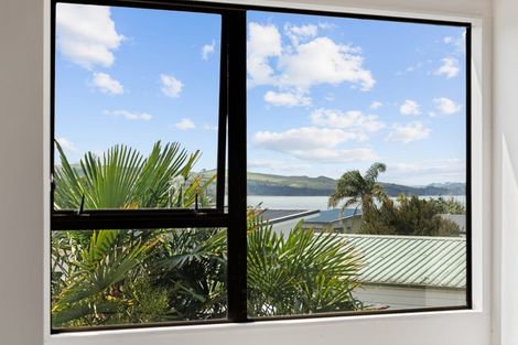 Photo of property in 28 Mariner Cove Road, Tinopai, 0593