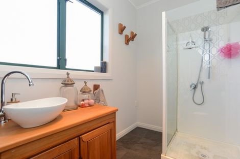 Photo of property in 14 Goodger Street, Waipukurau, 4200