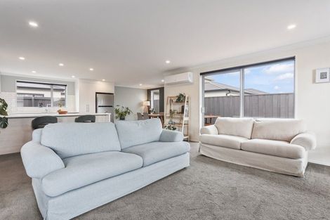 Photo of property in 15 Waituna Street, Pegasus, 7612