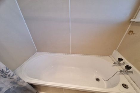 Photo of property in 12a Maraval Crescent, Grenada Village, Wellington, 6037