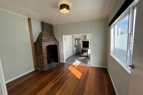 Photo of property in 62 Wallace Street, Mount Cook, Wellington, 6021