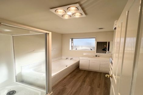 Photo of property in 13a Angela Street, Upper Riccarton, Christchurch, 8041