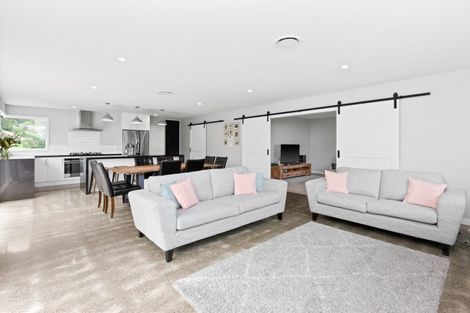 Photo of property in 8 Rochfort Road, Havelock North, 4130