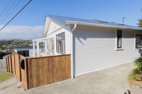 Photo of property in 41 Woodland Road, Johnsonville, Wellington, 6037