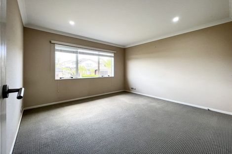 Photo of property in 5 Wye Oak Drive, Schnapper Rock, Auckland, 0632