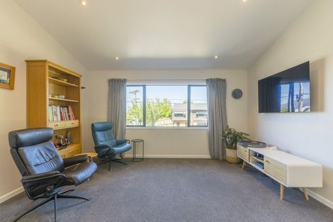 Photo of property in 69 Golf Road, Paraparaumu Beach, Paraparaumu, 5032