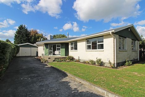 Photo of property in 78 Victoria Street, Carterton, 5713