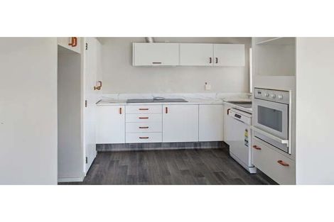 Photo of property in 37 Peppertree Glade, Kelvin Grove, Palmerston North, 4414