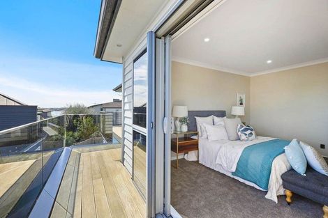 Photo of property in 41 Compass Way, Half Moon Bay, Auckland, 2012
