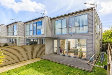 Photo of property in 14 Kauri Drive, Takanini, 2112