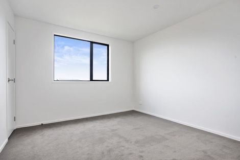 Photo of property in 14 Clay Works Lane, New Lynn, 0600