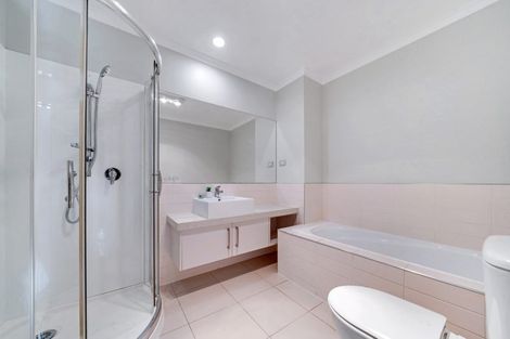 Photo of property in 75 Bruce Pulman Drive, Takanini, 2112