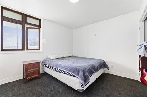 Photo of property in 27 Weraroa Road, Levin, 5510