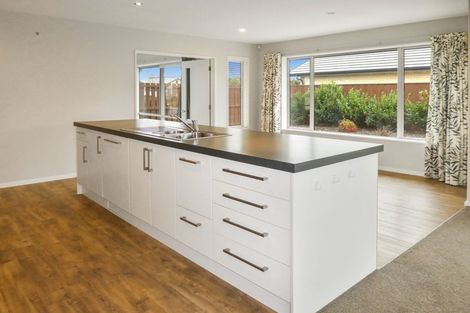 Photo of property in 6 Highworth Crescent, Rolleston, 7615