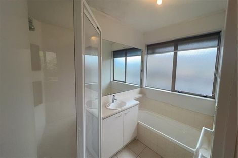 Photo of property in 5 Stratford Road, Manurewa, Auckland, 2105