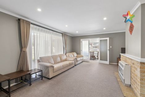 Photo of property in 35 Garden Road, Avalon, Lower Hutt, 5011