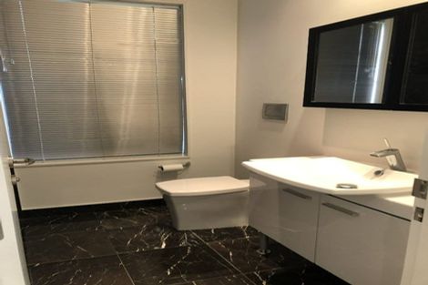 Photo of property in 118 Bleakhouse Road, Mellons Bay, Auckland, 2014