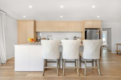 Photo of property in 8 Evan Tasman Lane, Waiuku, 2123