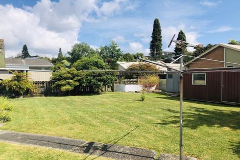 Photo of property in 14 Kowhai Street, Hamilton Lake, Hamilton, 3204