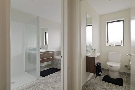 Photo of property in 33 Dalwood Crescent, Rolleston, 7614