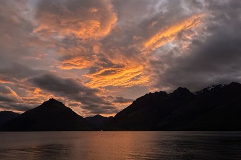 Photo of property in 6 Soudley Court, Jacks Point, Queenstown, 9371