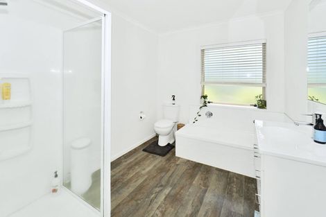 Photo of property in 8a Cannell Farm Drive, Te Puke, 3119