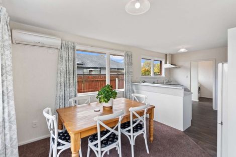Photo of property in 39 Lake Terrace Road, Burwood, Christchurch, 8061