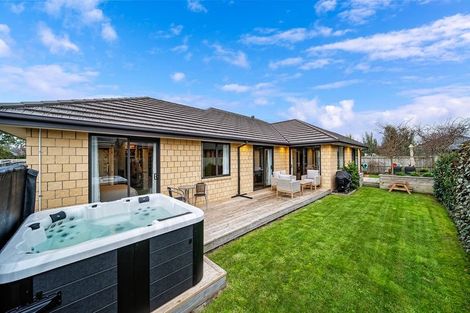 Photo of property in 4 Koareare Avenue, Halswell, Christchurch, 8025