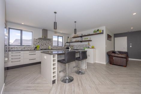 Photo of property in 11 Teal Place, Lake Hawea, Wanaka, 9382