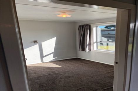 Photo of property in 38b Rangiora Street, Castlecliff, Whanganui, 4501