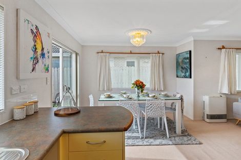 Photo of property in 1/179 Kilkenny Drive, East Tamaki Heights, Auckland, 2016