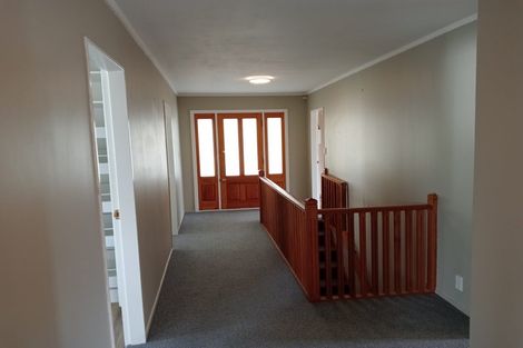 Photo of property in 9 Ration Lane, Whitby, Porirua, 5024