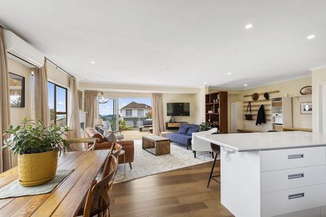 Photo of property in 13 De Castro Place, Titahi Bay, Porirua, 5022