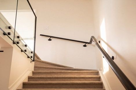Photo of property in 5/9 Utting Street, Birkdale, Auckland, 0626