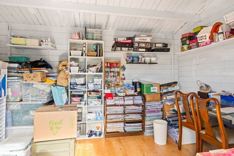 Photo of property in 3241 Paparoa-oakleigh Road, Paparoa, 0571