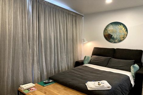 Photo of property in Atrium Towers, 4n/154 The Terrace, Wellington Central, Wellington, 6011