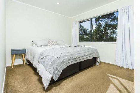 Photo of property in 1/28 Capilano Place, Glenfield, Auckland, 0629