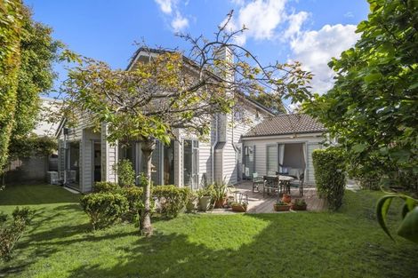 Photo of property in 2b Church Street, Devonport, Auckland, 0624