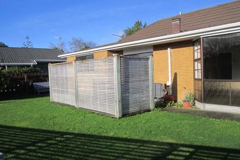 Photo of property in 50 Highbury Drive, Levin, 5510