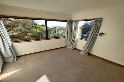 Photo of property in 7 Francis Bell Grove, Lowry Bay, Lower Hutt, 5013