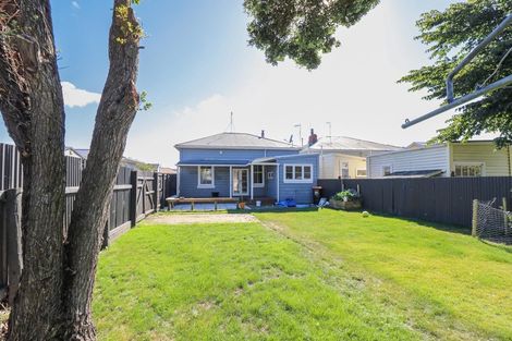 Photo of property in 24 Lombard Street, Palmerston North, 4410