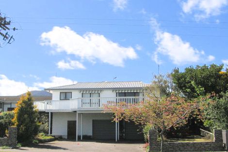 Photo of property in 20 Invergarry Road, Hilltop, Taupo, 3330
