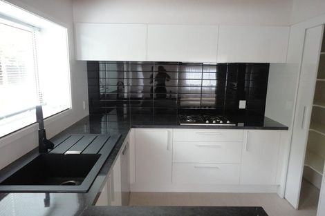 Photo of property in 4a Thurlestone Place, Burnside, Christchurch, 8053